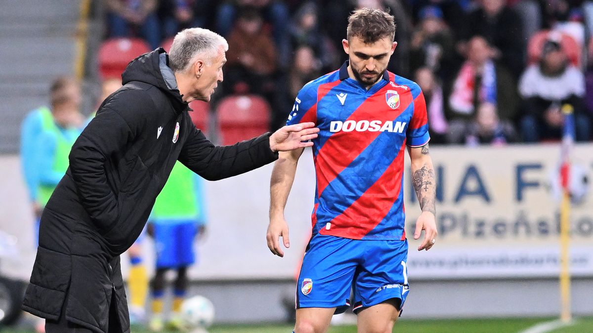 Ticho v kabině Plzně. Tohle je velká kaňka, zlobil se Hyský po divočině s Teplicemi